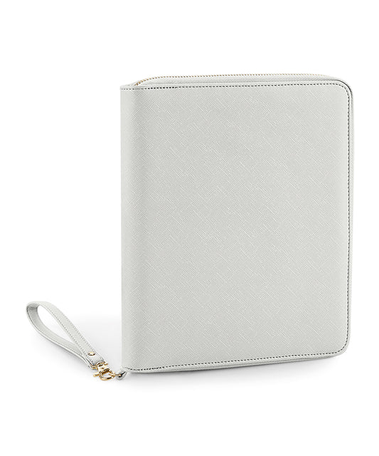 Boutique travel/tech organiser